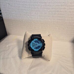 Casio G Shock Gloss black Great shape